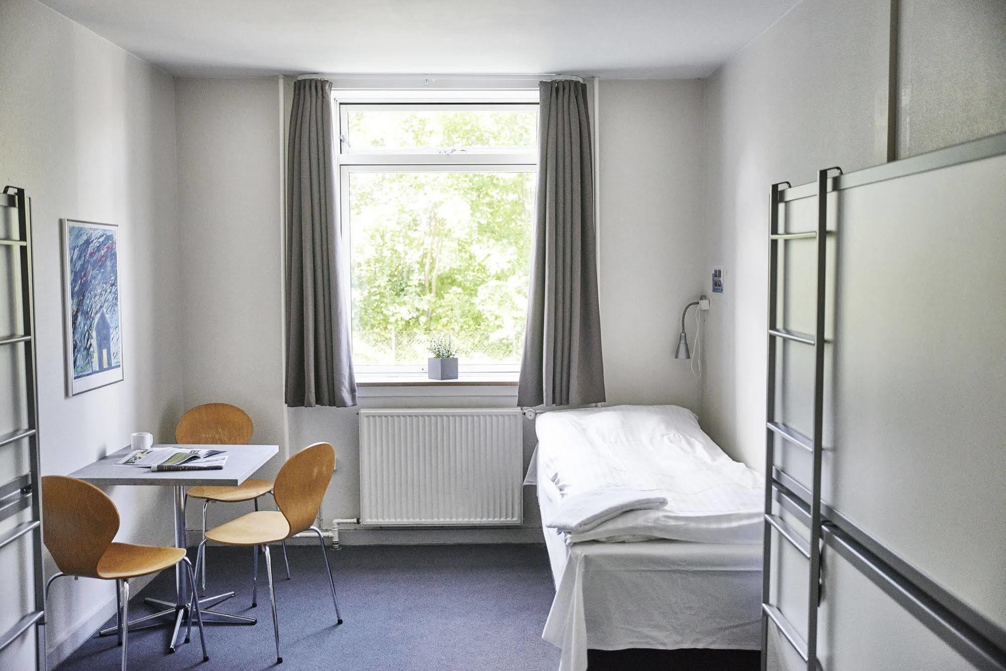 Danhostel Copenhagen Bellahoj Екстериор снимка